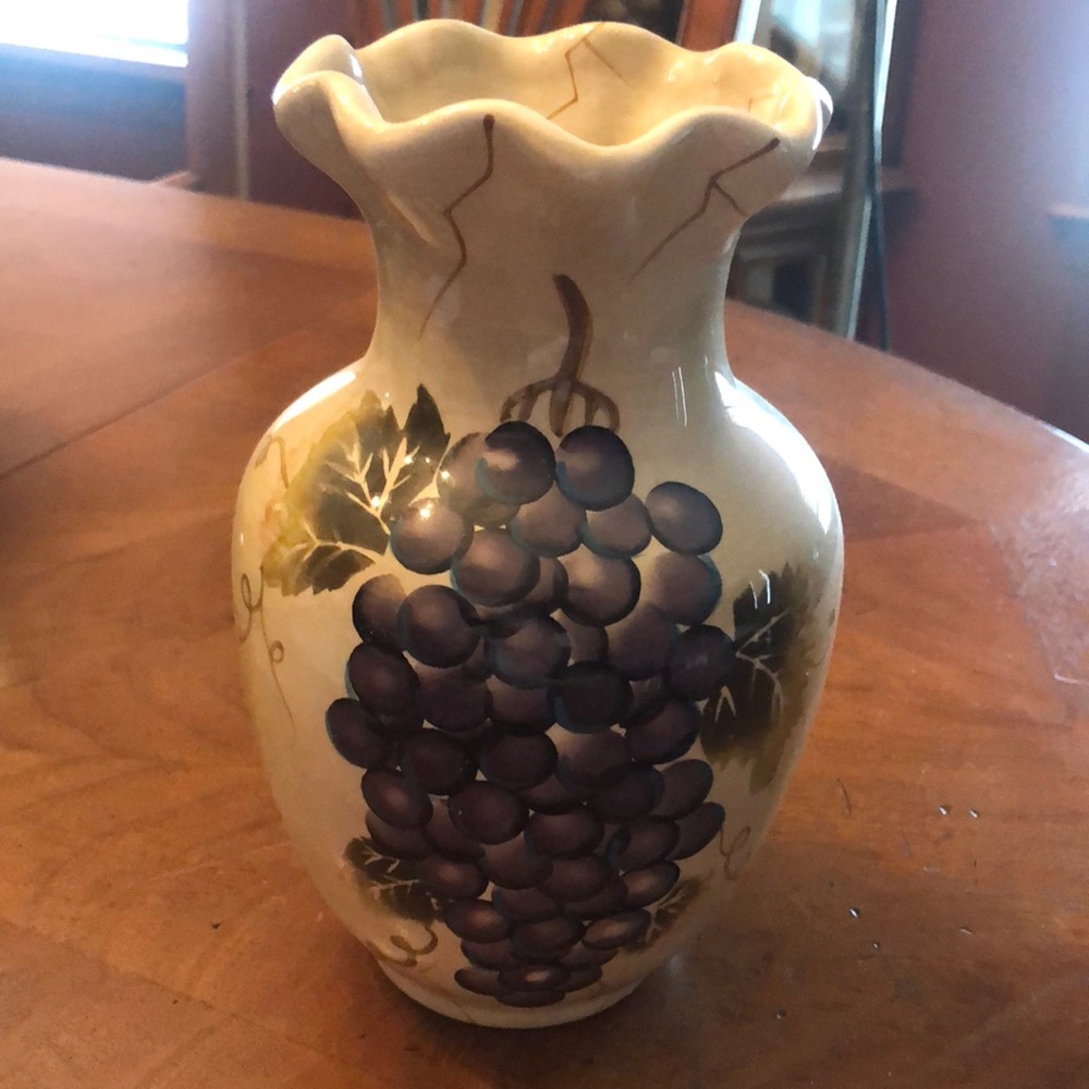 Ceramic vase